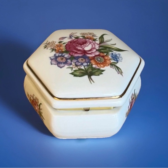 Colibri Jewelry Box Hinged Lid Hexagon Gold Trim Pink Roses Trinket Box - Picture 1 of 11